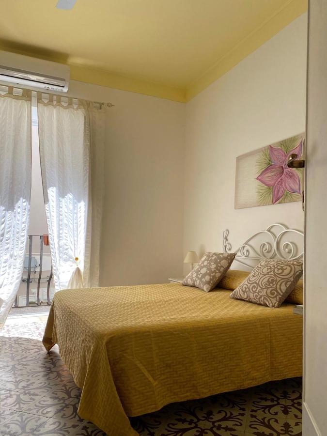 Casa Chiara Hotel Đảo Lipari Ngoại thất bức ảnh